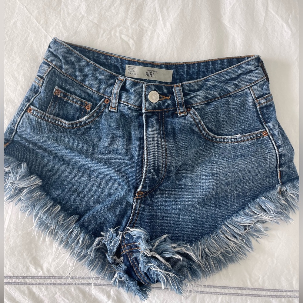 Top Shop denim shorts frayed in size 2